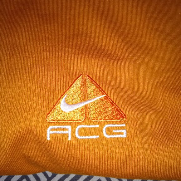 Nike ACG Mens Logo Tee 'Monarch' - Picture 3 of 4